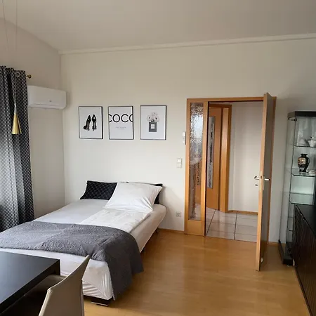 公寓 Penthouse Seeblick 86 Qm Klimatisiert 腓特烈港